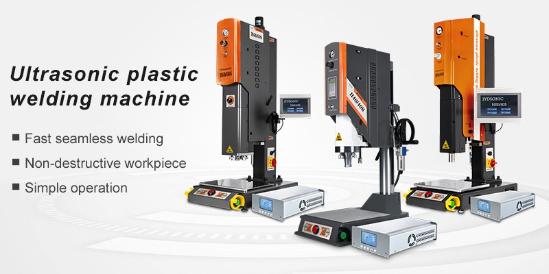 How should the tool head (sonotrode) of an ultrasonic plastic welding machine be maintained?